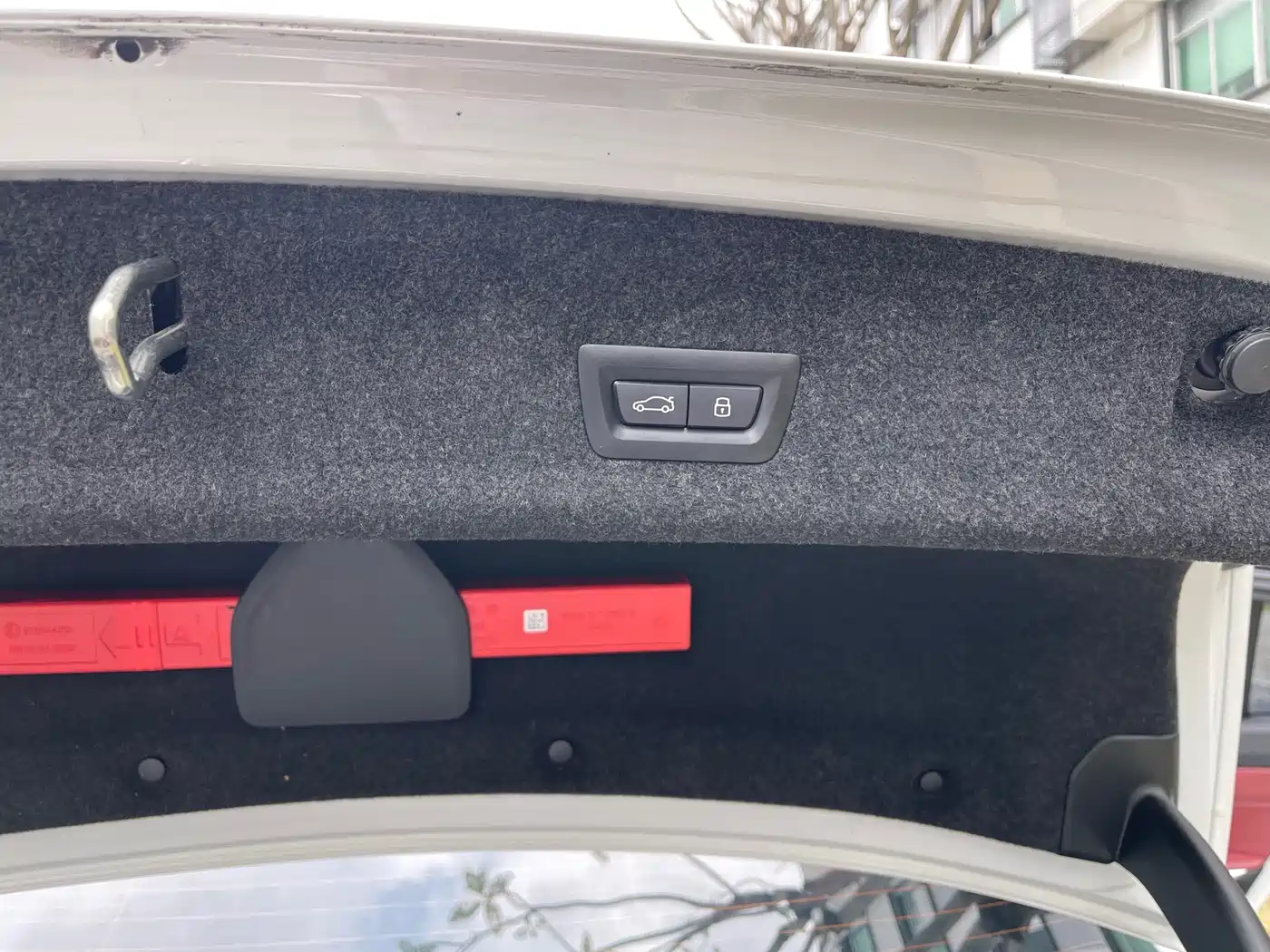 BMW 3 Series 2024 325Li M Sport Shadowline Package фото 15