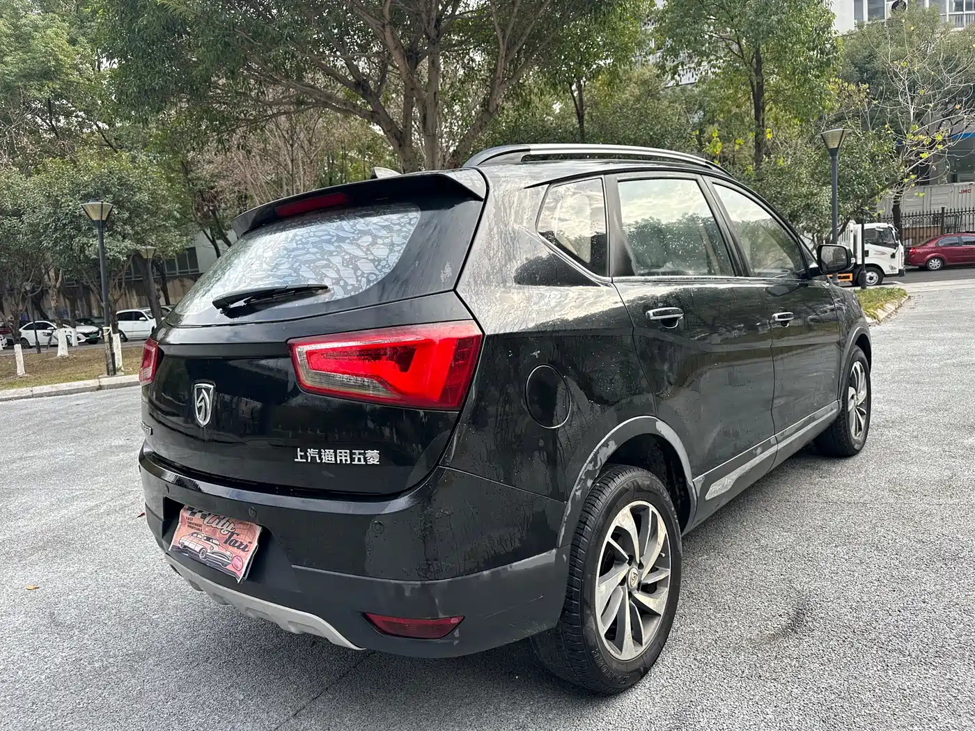 Baojun 560 2016 2015 1.8L Manual Luxury