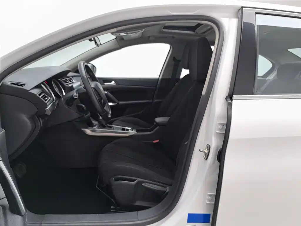 Peugeot 408 2018 350THP Automatic Luxury Edition фото 10
