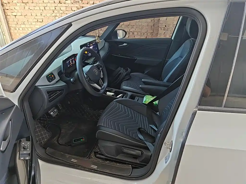 Volkswagen ID.3 2024 Pure Smart Edition фото 15