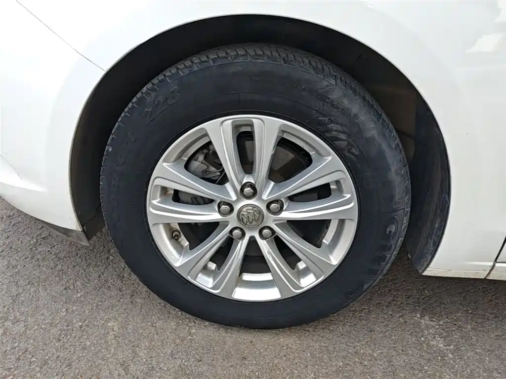 Buick Excelle 2017 15N Automatic Progressive фото 23