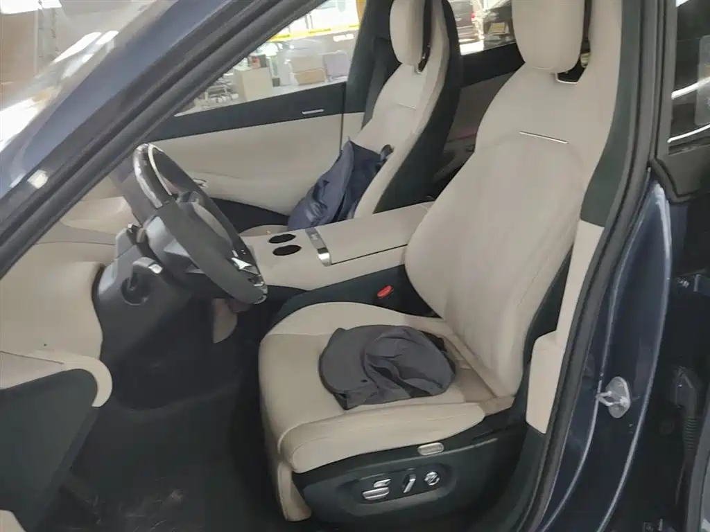 Xiaomi Auto Xiaomi YU7 2025 Ultra Long Range High Performance AWD Max Edition фото 15