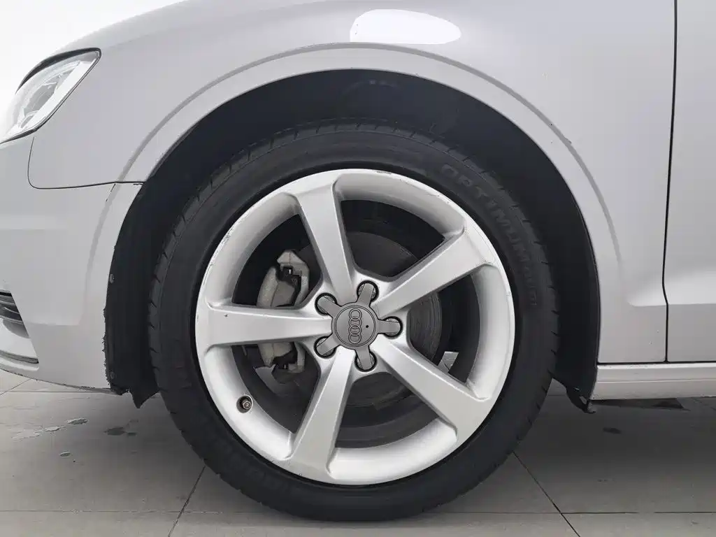 Фото 17 - Audi A3