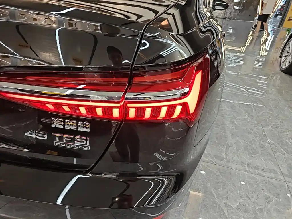 Audi A6L 2026 2026 Model Year 45 TFSI quattro Premium Dynamic