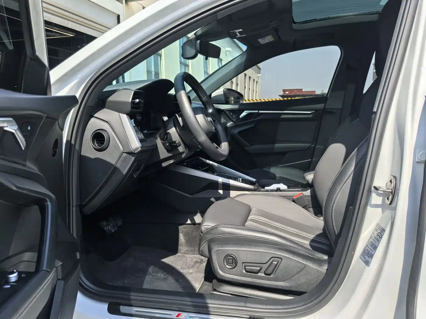 Audi A3 2022 A3L Limousine 35 TFSI Style Sport фото 4