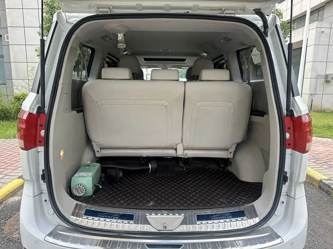 SAIC Maxus Maxus G10 2018 PLUS 1.9T Automatic Luxury Edition Diesel фото 19