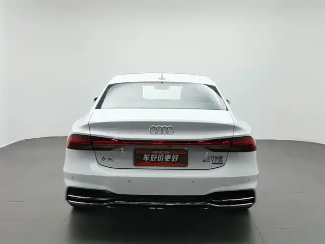 Audi A7L 2024 45TFSI quattro S-line Vision Edition Crystal Package — фото 3