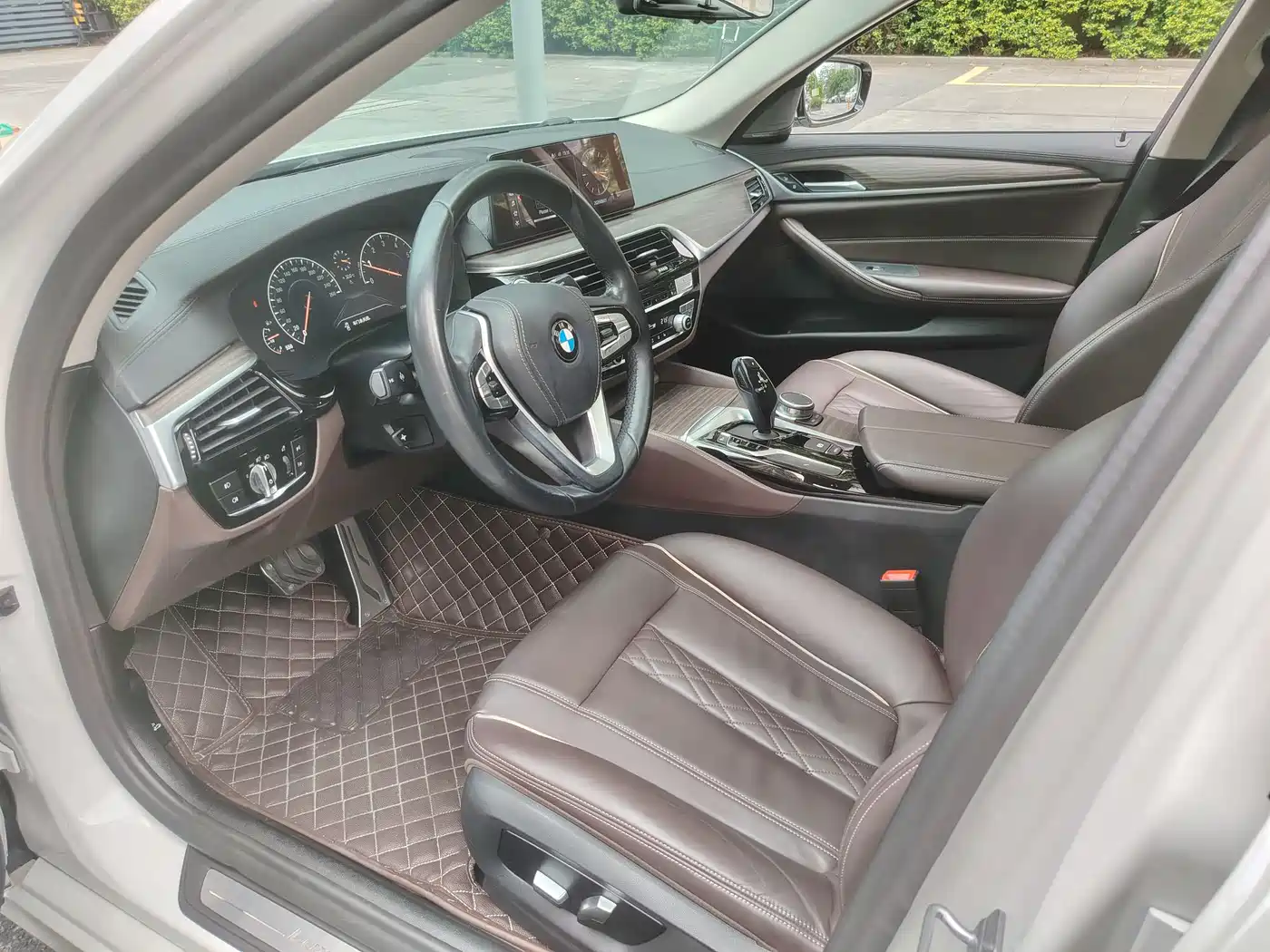 BMW 5 Series 2019 530Li Leading Luxury Package фото 9