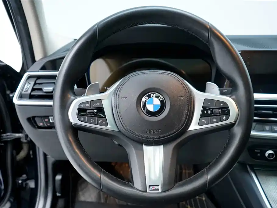 BMW 3 Series 2021 325Li M Sport Night Edition фото 14