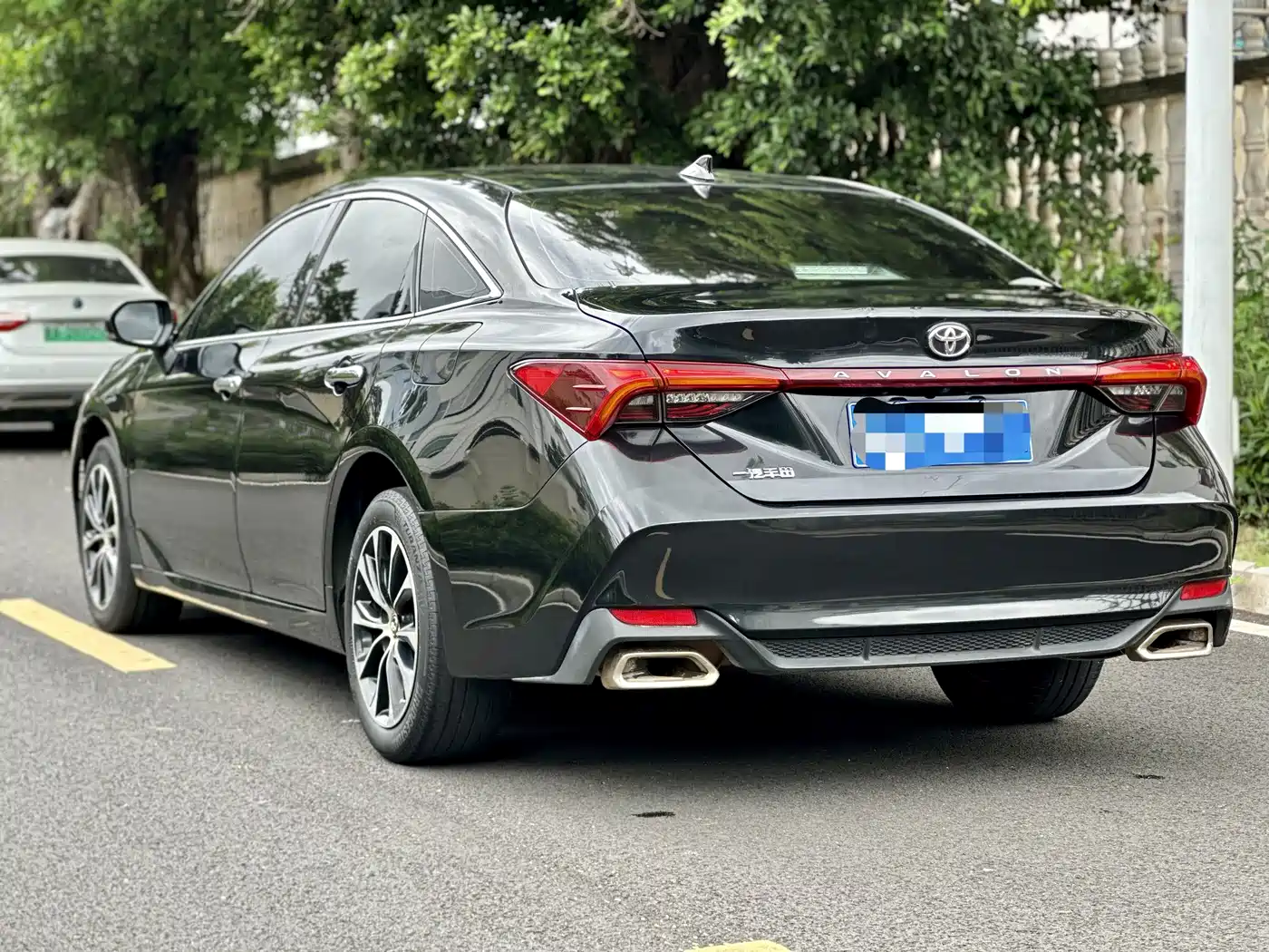 Toyota Avalon 2022 2.0L Luxury Edition фото 8