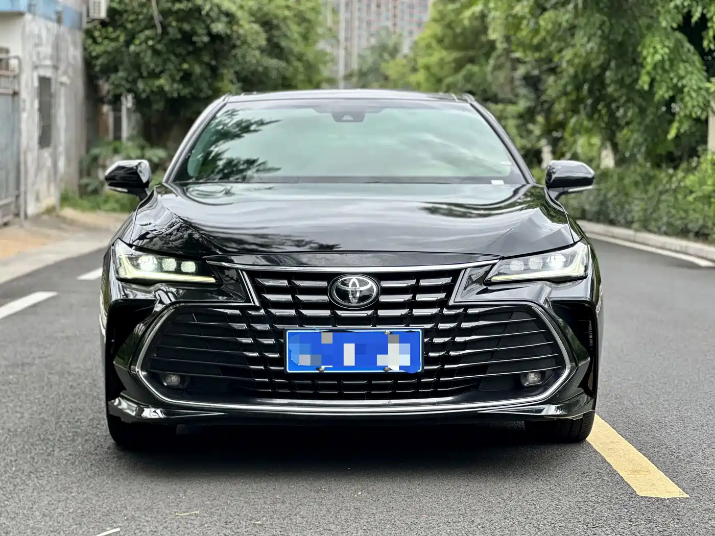 Toyota Avalon 2022 2.0L Luxury Edition фото 3