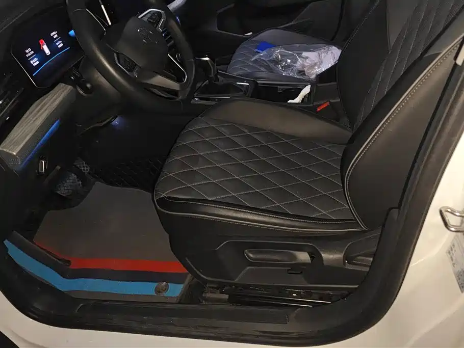 Volkswagen Sagitar 2023 300TSI DSG Surpassing Edition фото 9