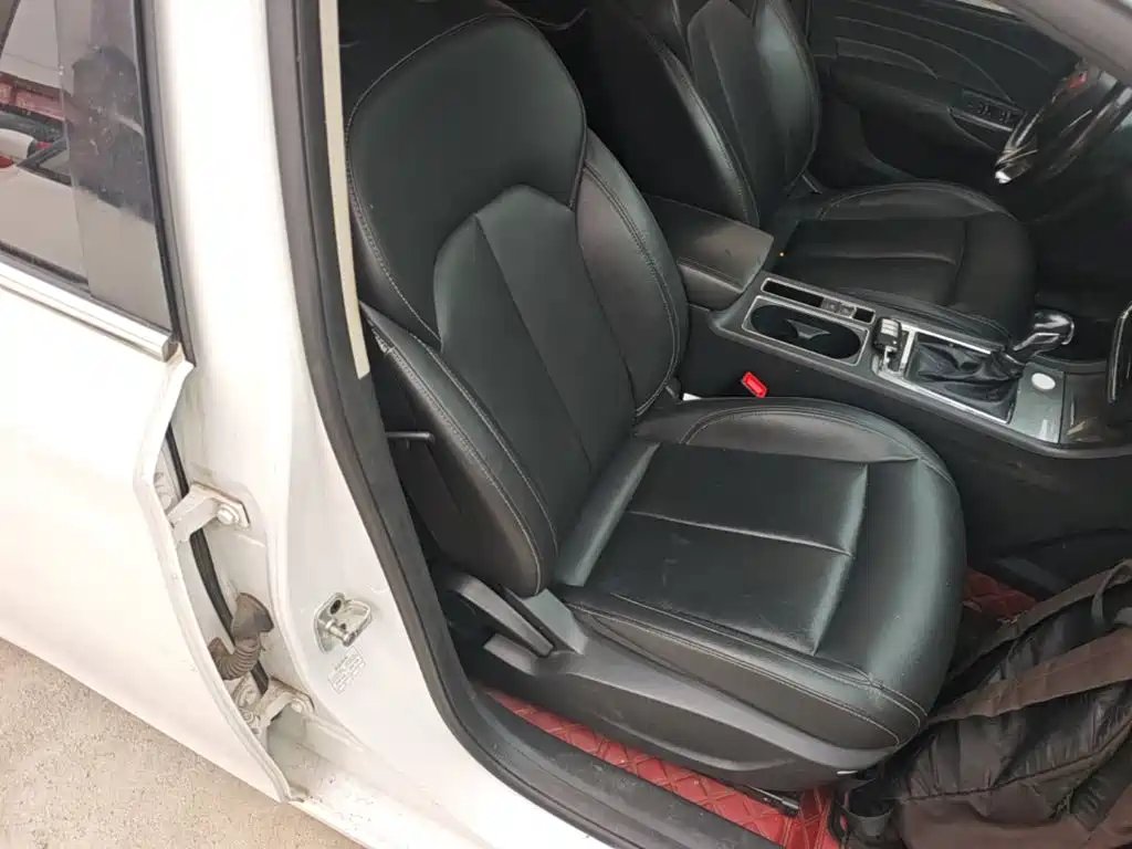 Roewe i6 2019 2018 20T Automatic Flagship Edition