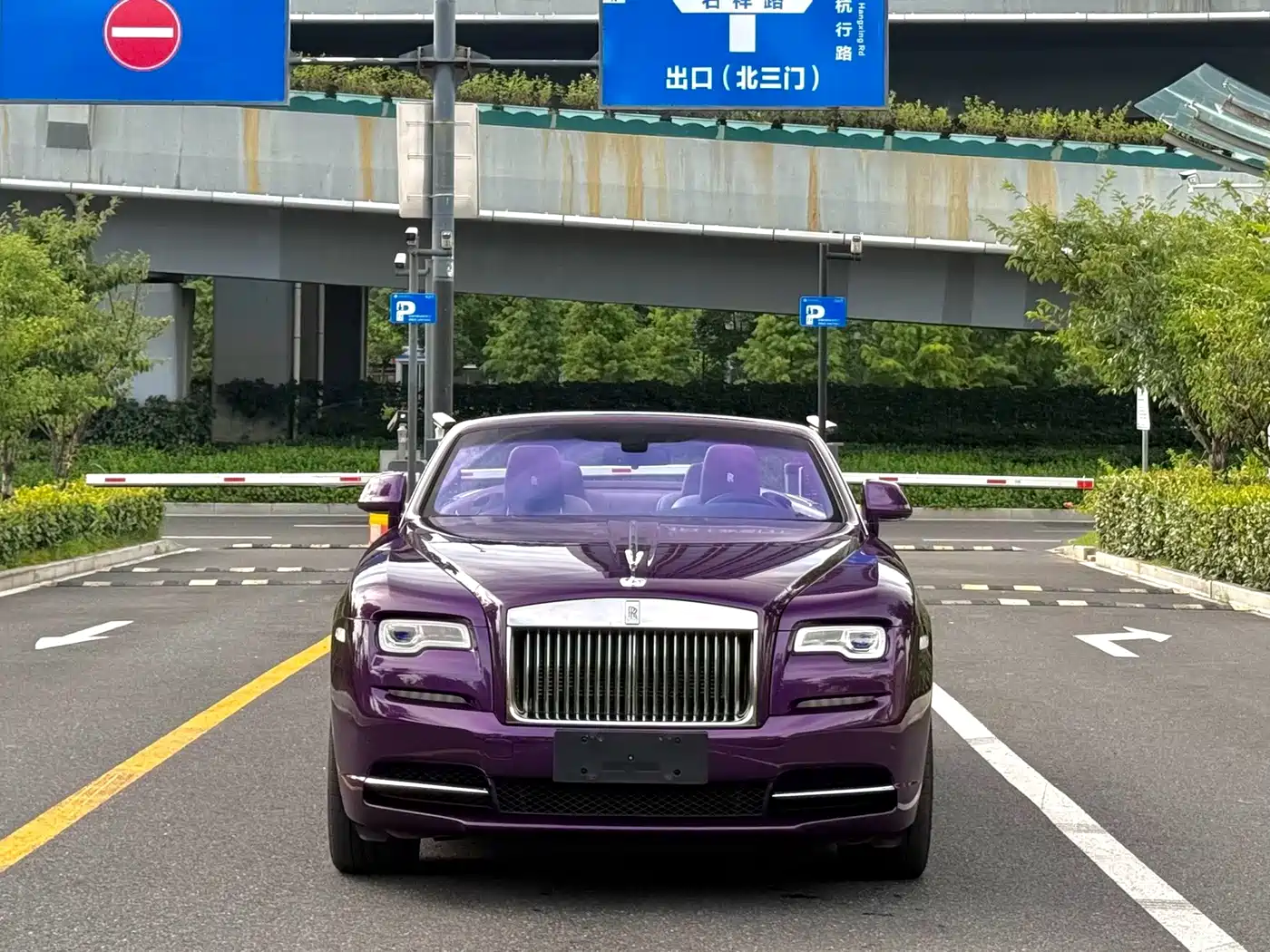 Rolls-Royce Dawn 2020 2015 6.6T Standard