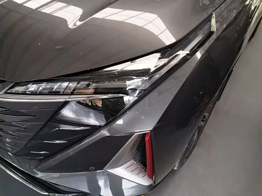 Changan Oshan Z6 2024 2023 Blue Whale 1.5T DCT Smart Leader