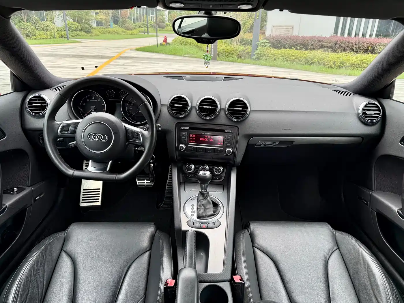 Audi TT 2011 2011 TT Coupe 2.0TFSI