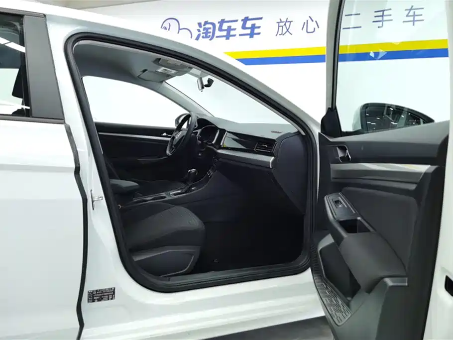 Volkswagen Bora 2021 1.5L Automatic Fashion Smart Edition фото 8