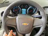 Фото 4 - Chevrolet Cruze