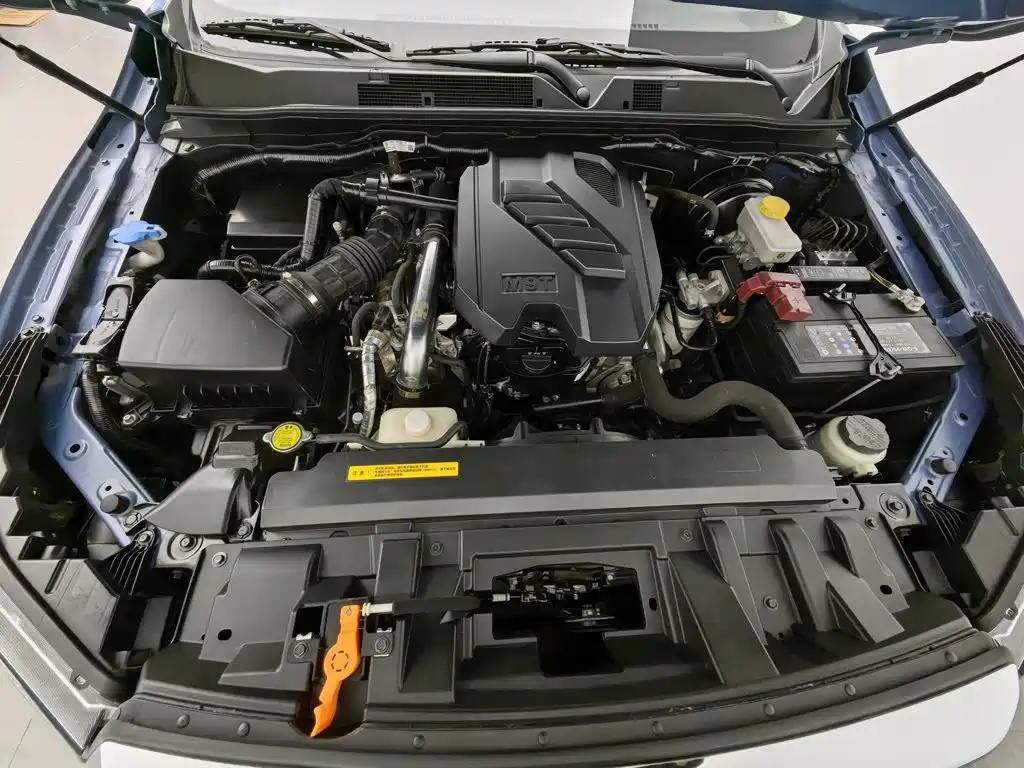 Dongfeng Rich 6 2025 2023 Model Facelift 2.3T Automatic 2WD Diesel Standard Flatbed