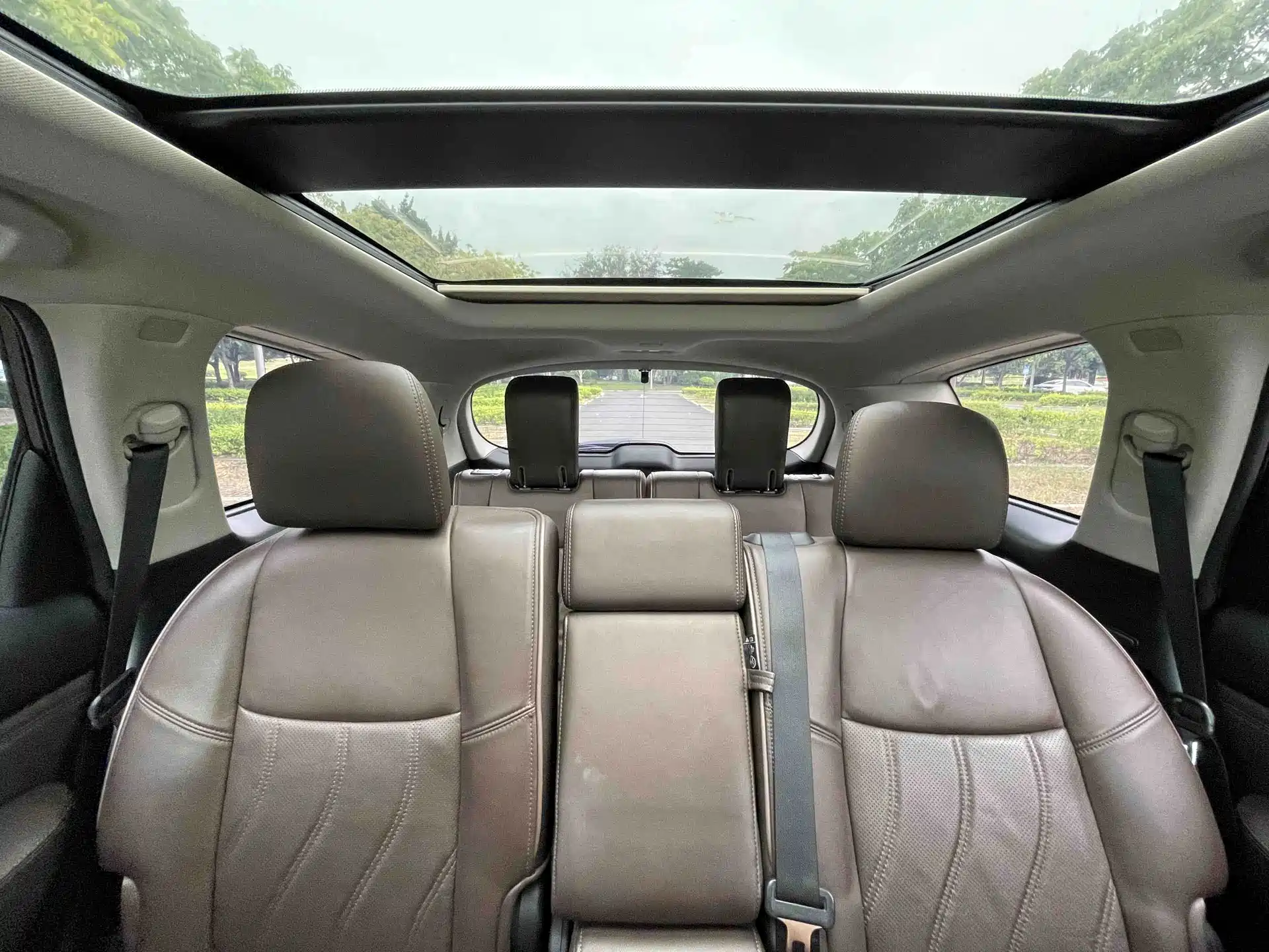 Photo 11 - Infiniti QX60 (Import)
