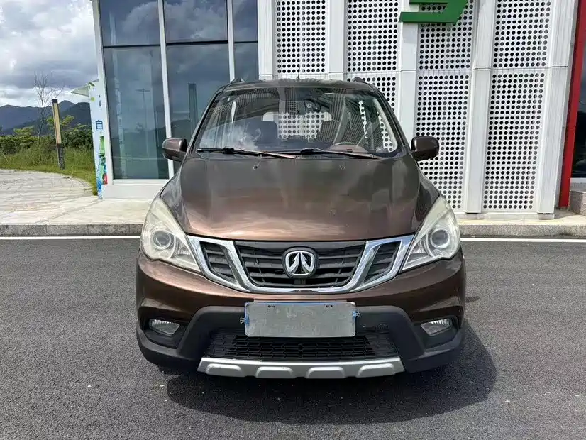 BAIC Weiwang M30 2016 2015 1.5L Base Model DAM15