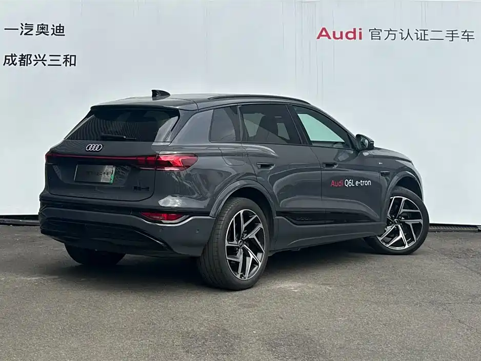 Audi Q6L e-tron 2025 Model Pioneer Edition фото 4