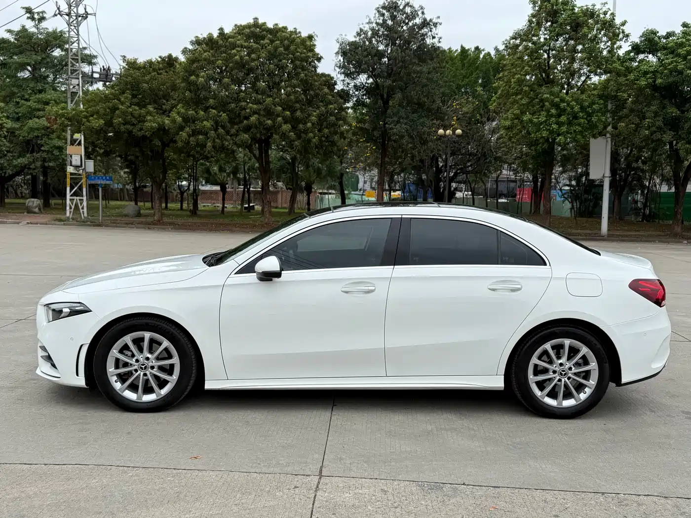 Mercedes-Benz A-Class 2020 A 200 L Sport Sedan фото 19