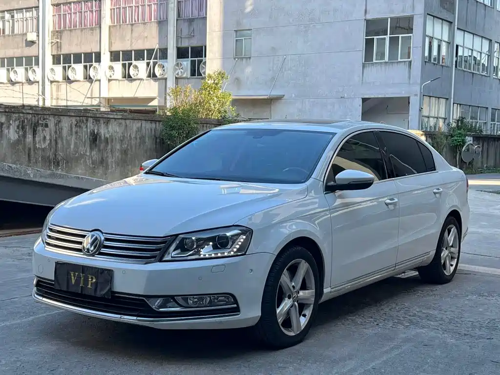 صورة 1 - Volkswagen Magotan