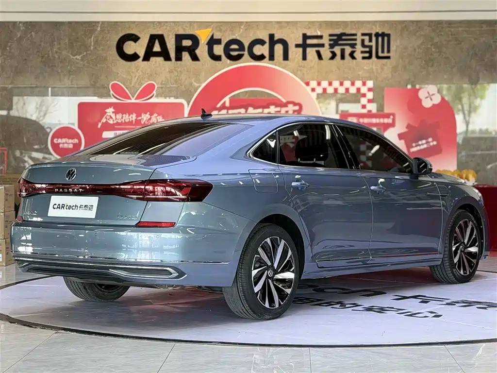 Volkswagen Passat 2022 330TSI Starry Sky Premium Edition фото 5