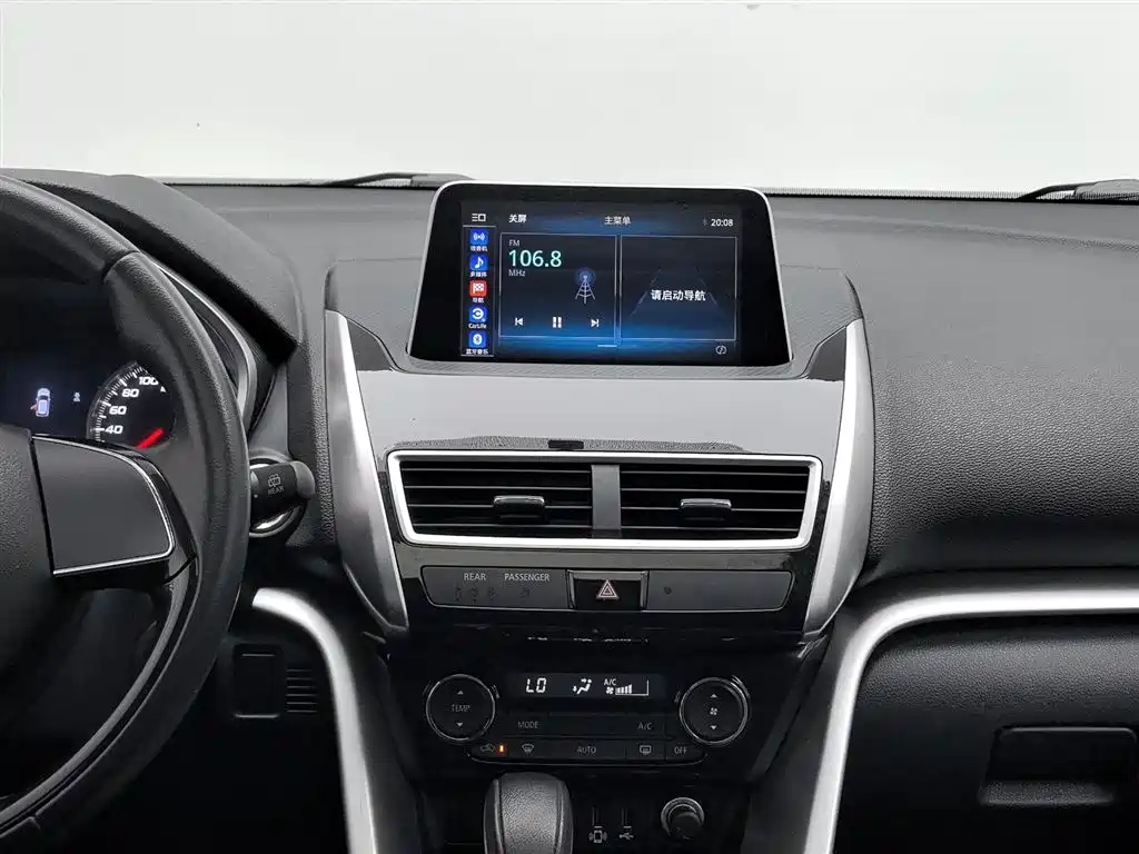 Mitsubishi Eclipse Cross 2018 1.5T CVT 2WD Dream Edition фото 12
