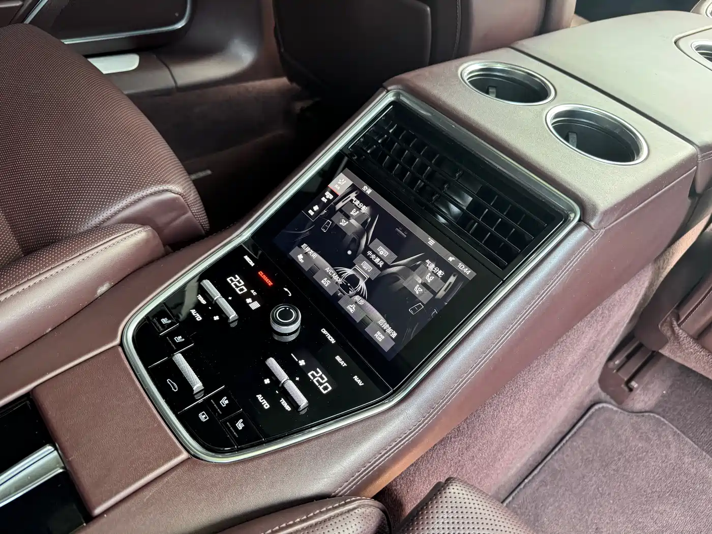 Porsche Panamera 2019 Panamera 2.9T фото 13