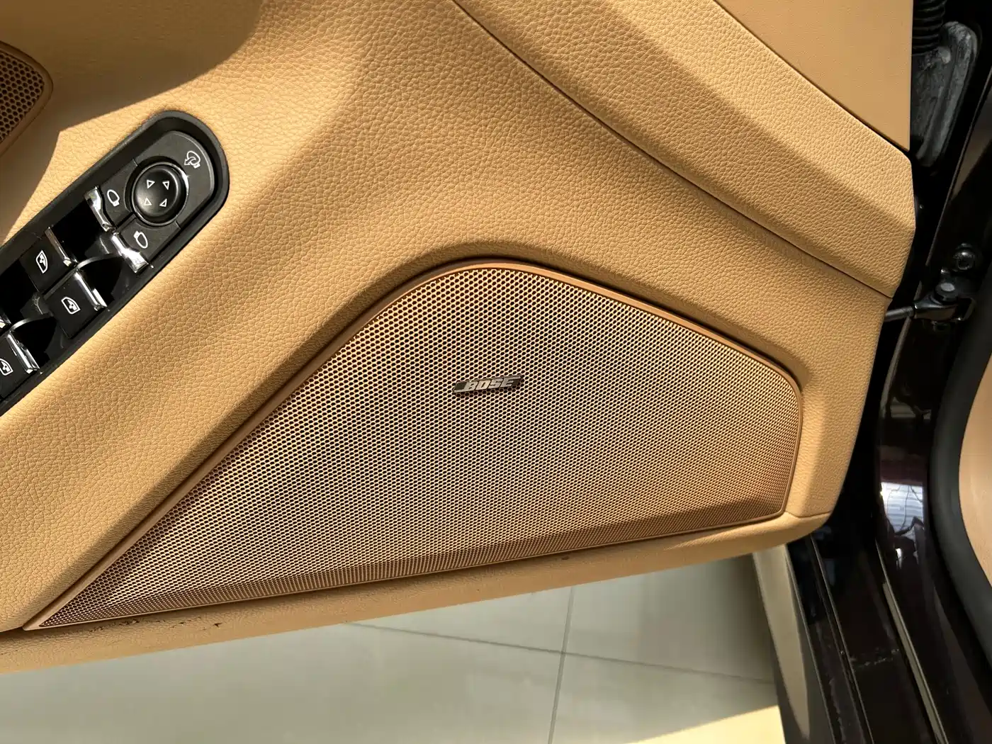 Porsche Panamera 2010 Panamera 3.6L фото 16