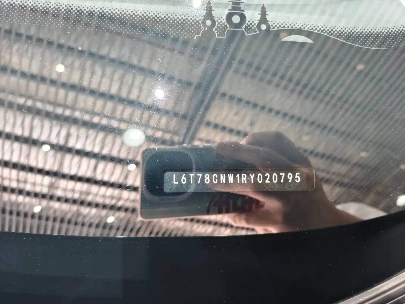 GEELY GALAXY GALAXY E5