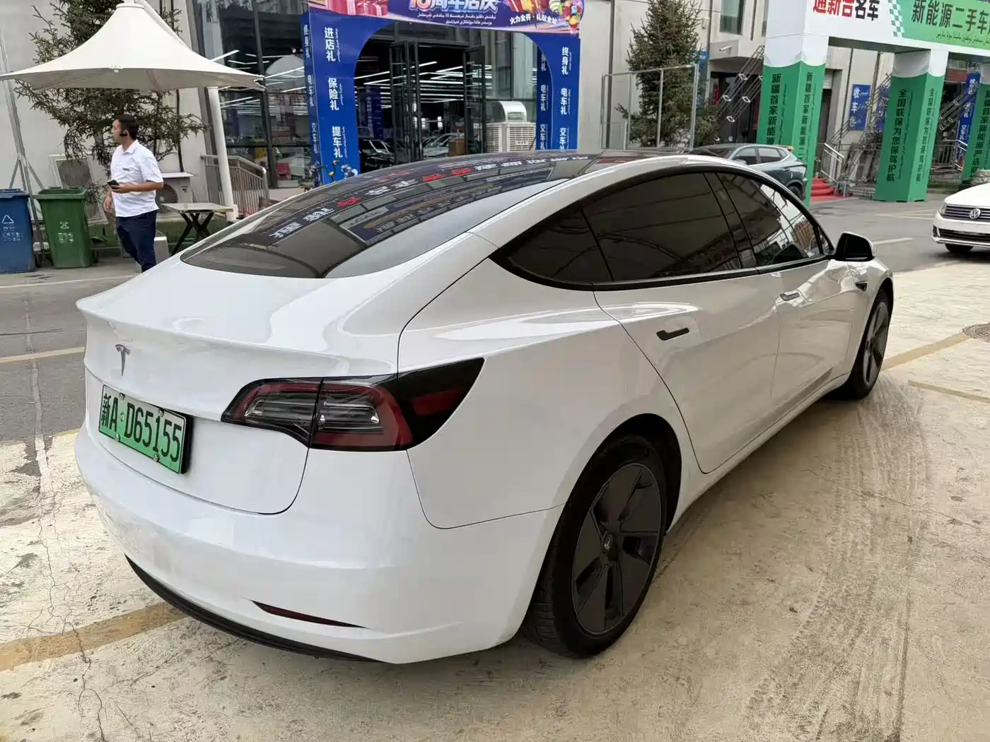 Фото 9 - Tesla Model 3