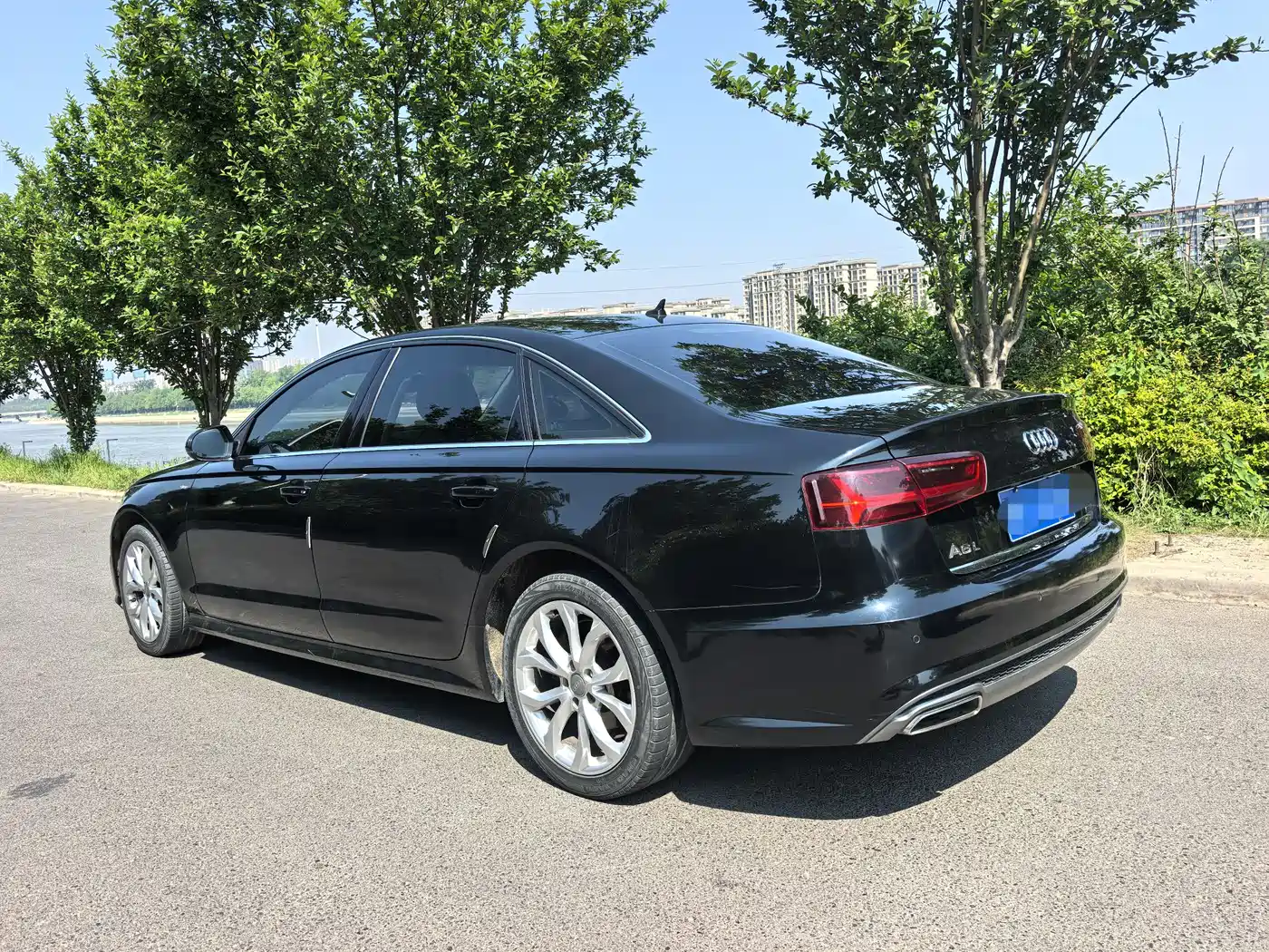 Audi A6L 2018 30th Anniversary 35 TFSI Fashion фото 12