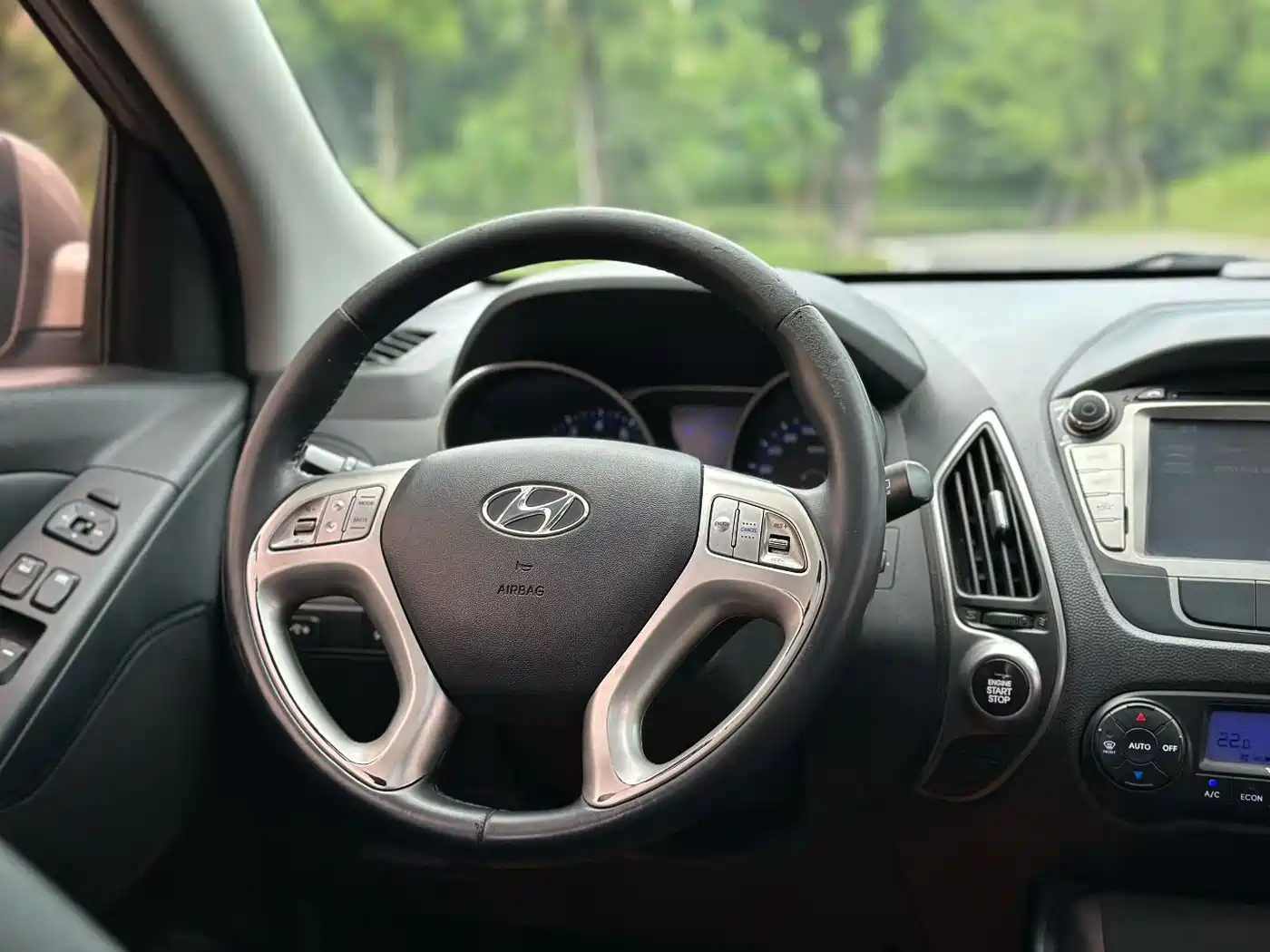 Hyundai Beijing Hyundai ix35 2013 2.0L Auto 2WD Smart GLS China IV фото 4