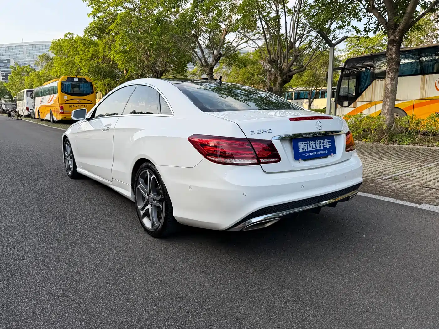 Mercedes-Benz E-Class (Import) 2014 E 260 Coupe фото 5