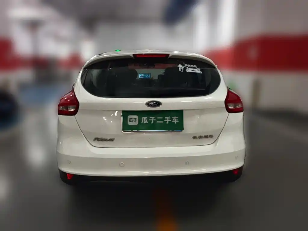 Фото 5 - Ford Focus