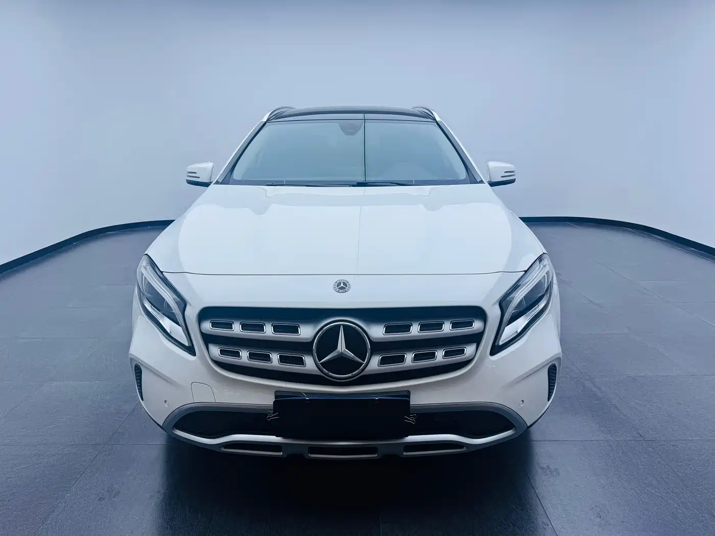 Mercedes-Benz GLA 2018 GLA 200 Fashion фото 2