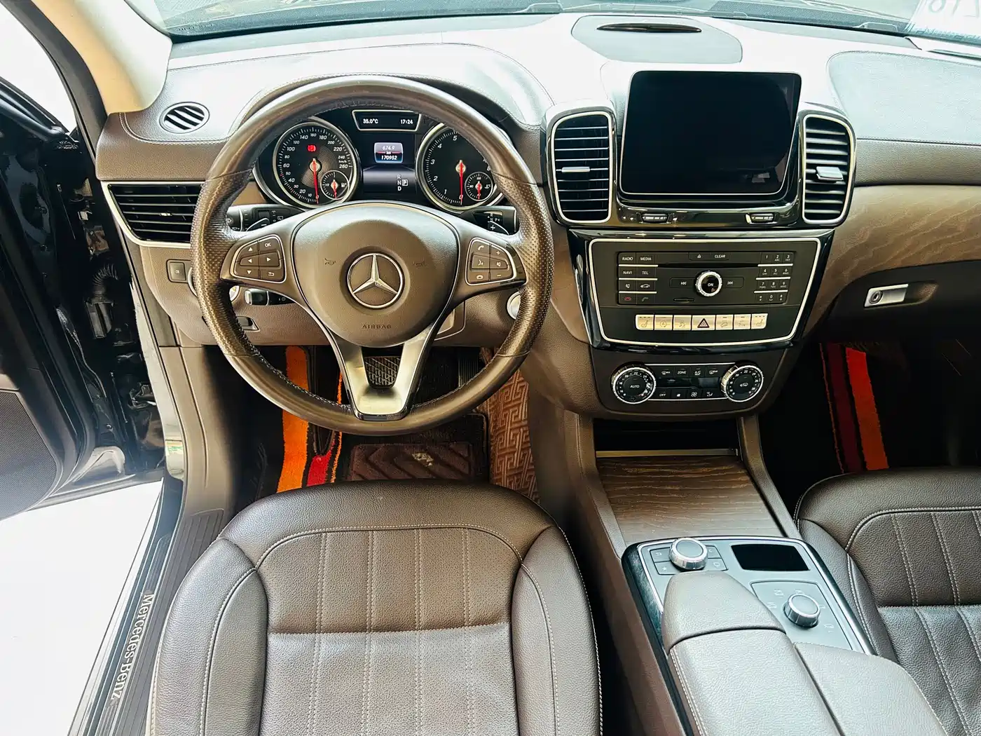 Mercedes-Benz GLE 2018 GLE 320 4MATIC Dynamic Ultimate Edition фото 10