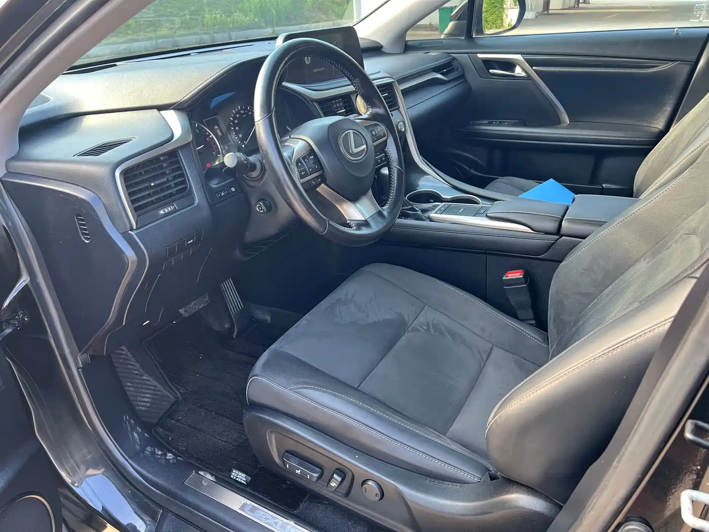 LEXUS RX