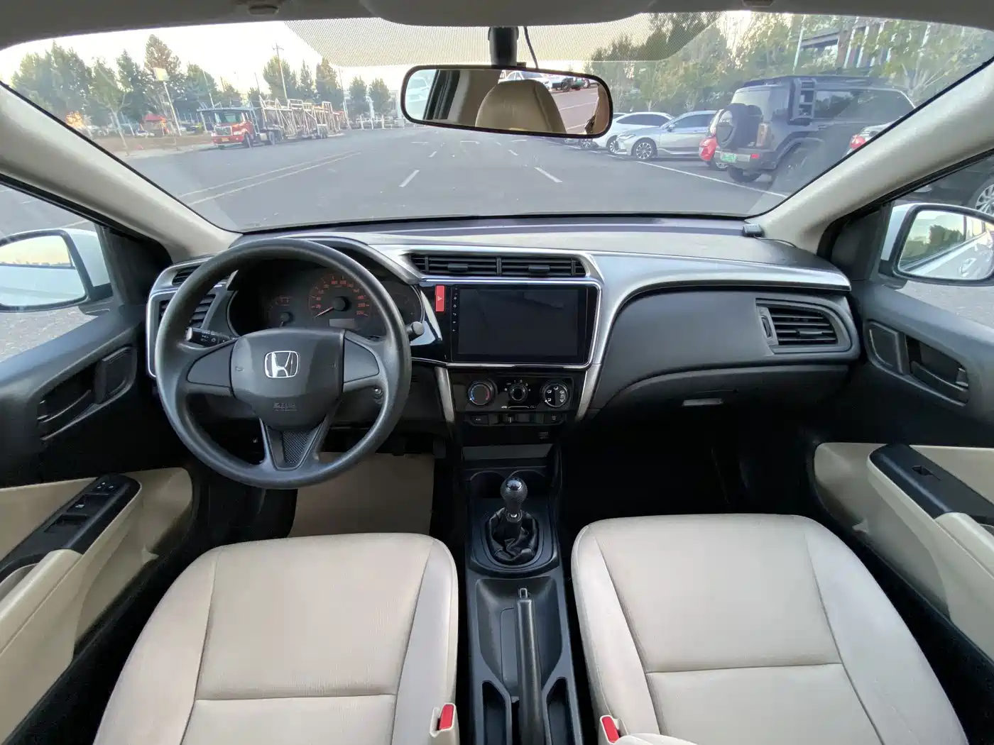 Honda City 2018 2017 1.5L Manual Progressive