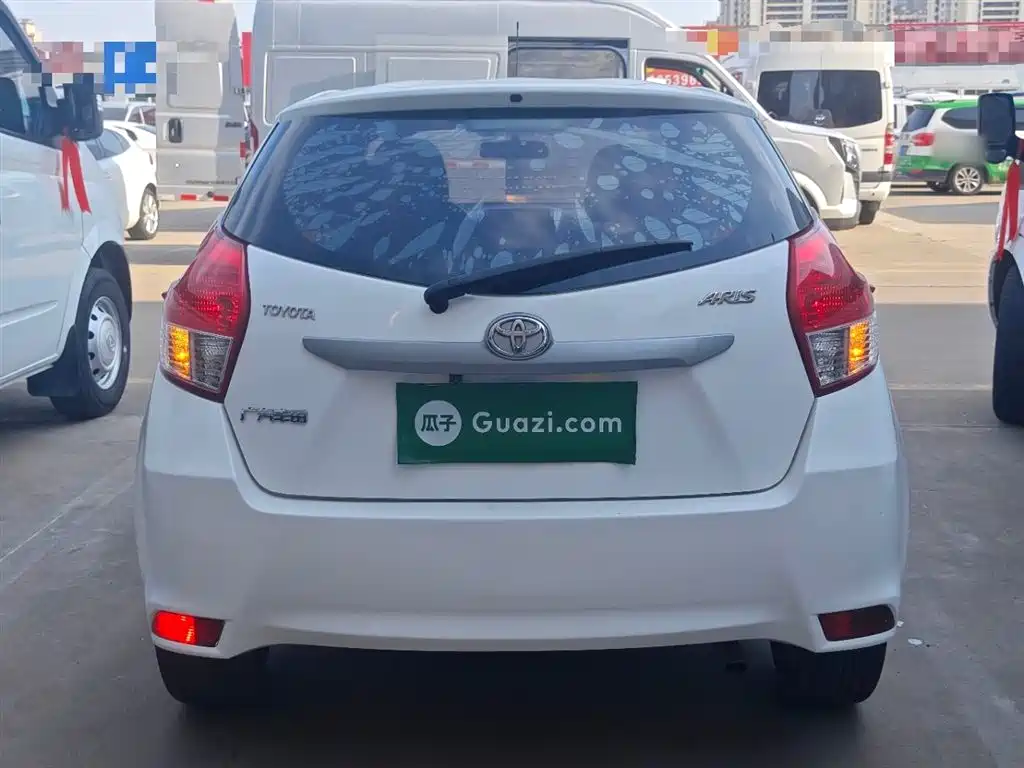 Toyota YARiS L Zhi Xuan 2015 1.5E Auto Charming Edition фото 6