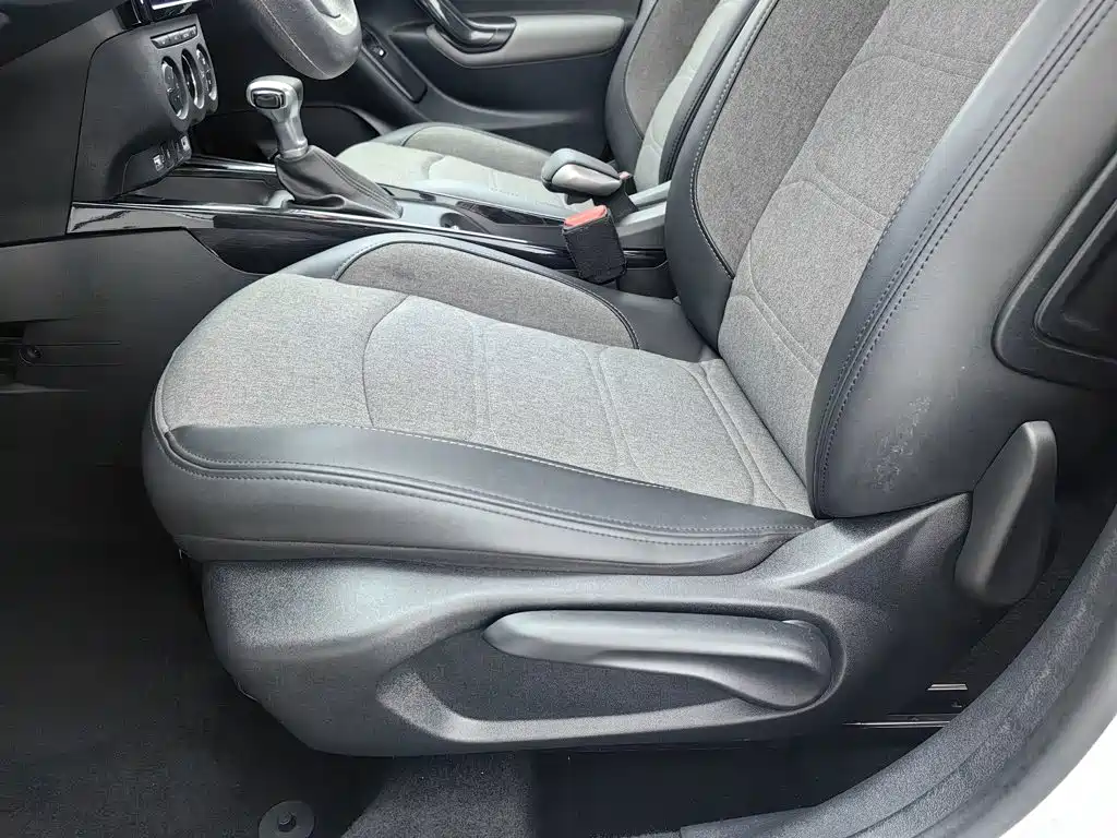 Фото 20 - Citroën C3-XR