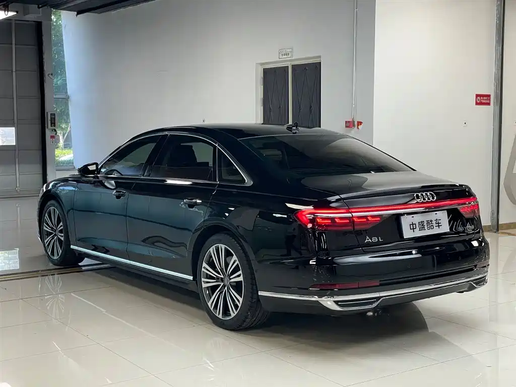 Audi A8 2019 Plus A8L 55 TFSI quattro Prestige фото 5
