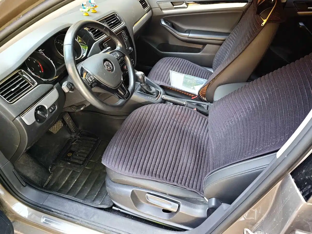 Volkswagen Sagitar 2018 280TSI DSG Spark Edition фото 3