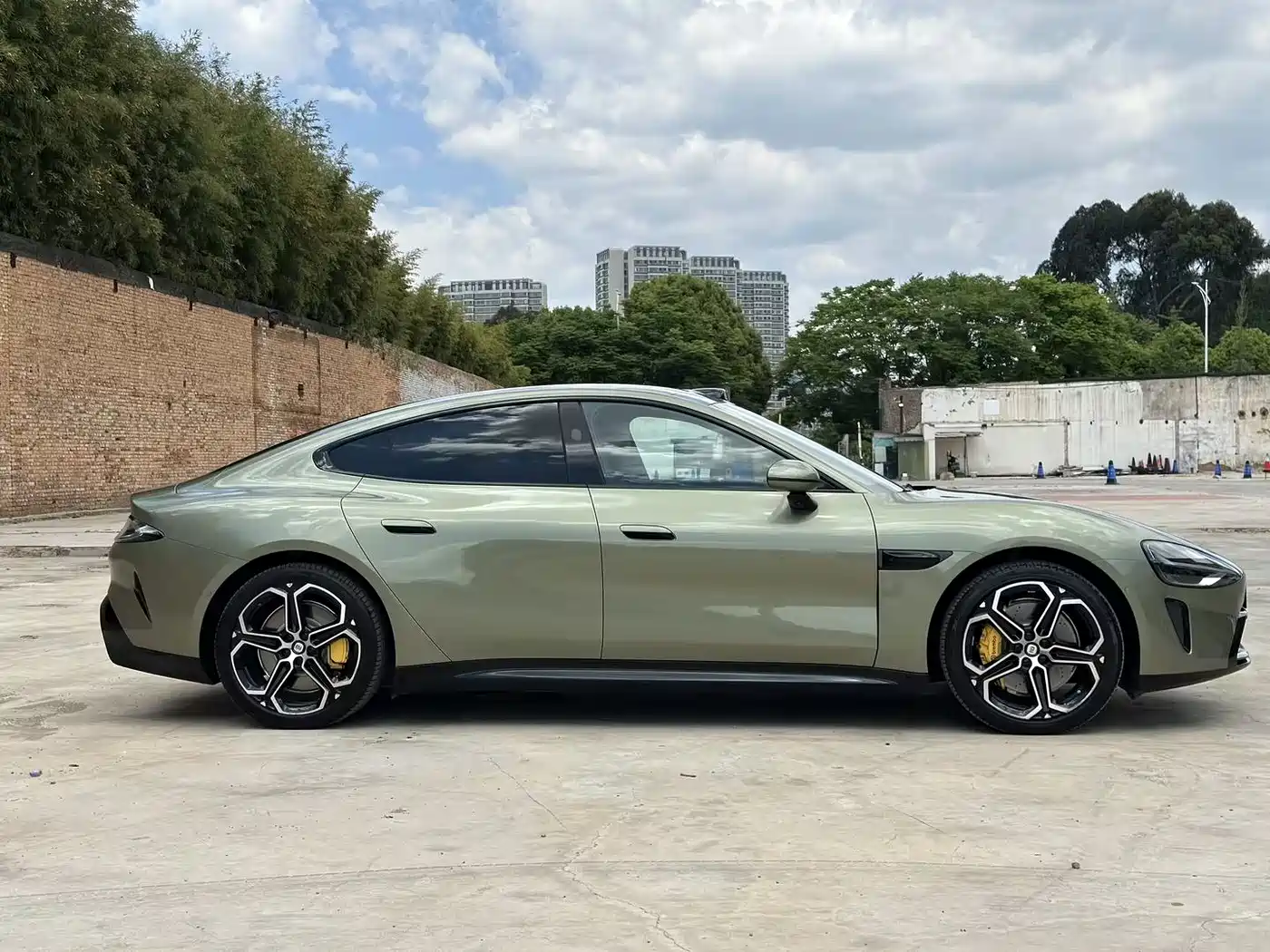 XIAOMI CAR XIAOMI SU7