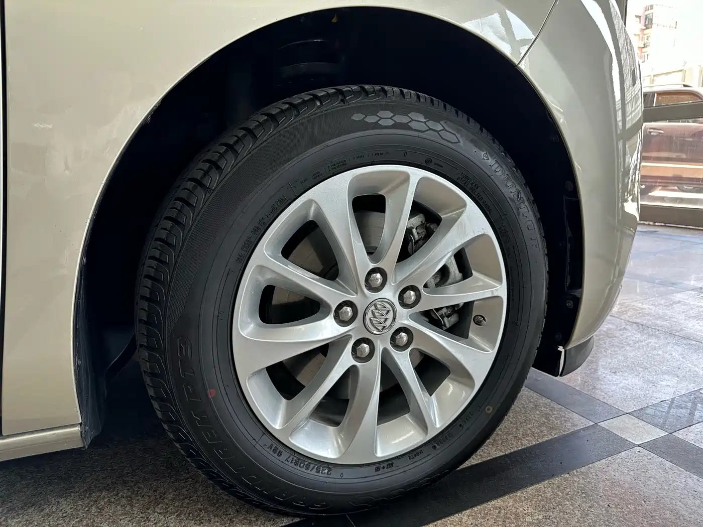 Buick GL8 2017 ES 28T Comfort Type China V фото 32