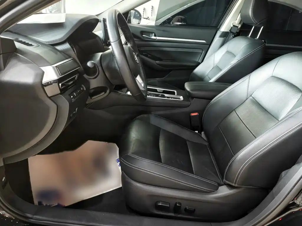 Photo 17 - Nissan Teana