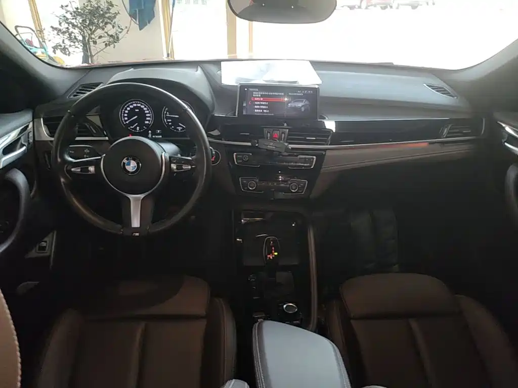 Фото 10 - BMW X2